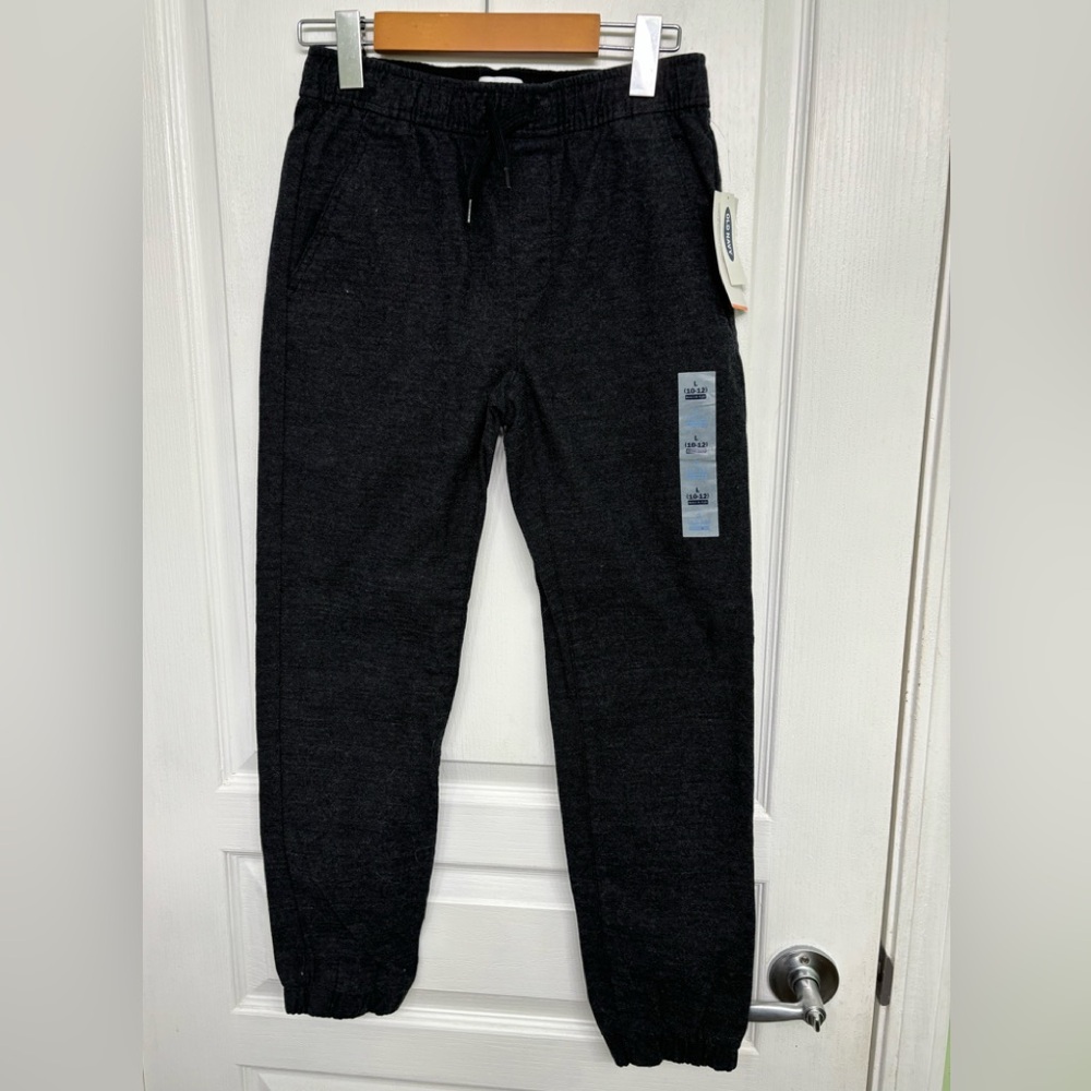 Old Navy Woman’s Dark Grey Drawstring Pull On Pants with Built In Flex.  10/12